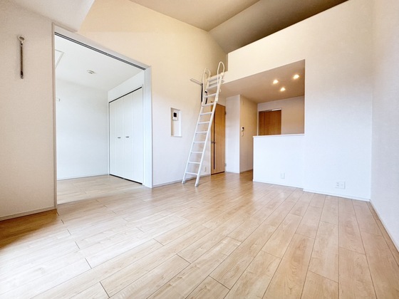 居室・リビング　リビング