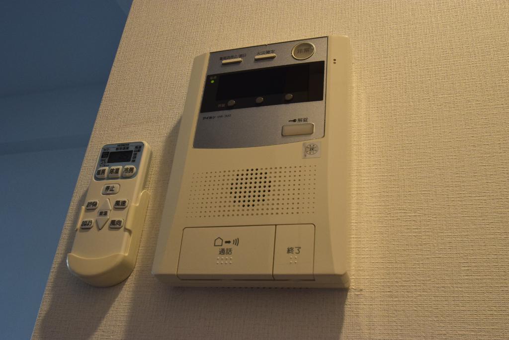セキュリティ　カメラ付インターホン