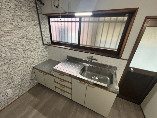 四番町 戸建のキッチン写真