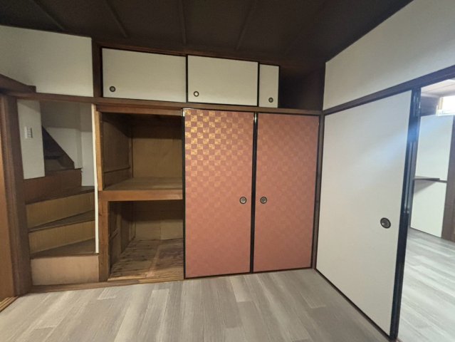 四番町 戸建の内装写真