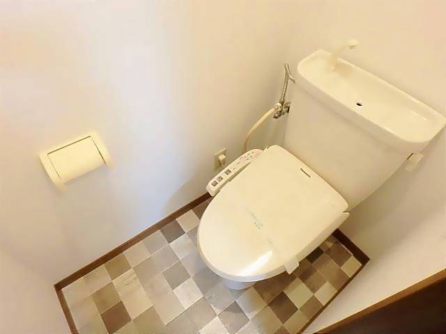 トイレ　ウォシュレット