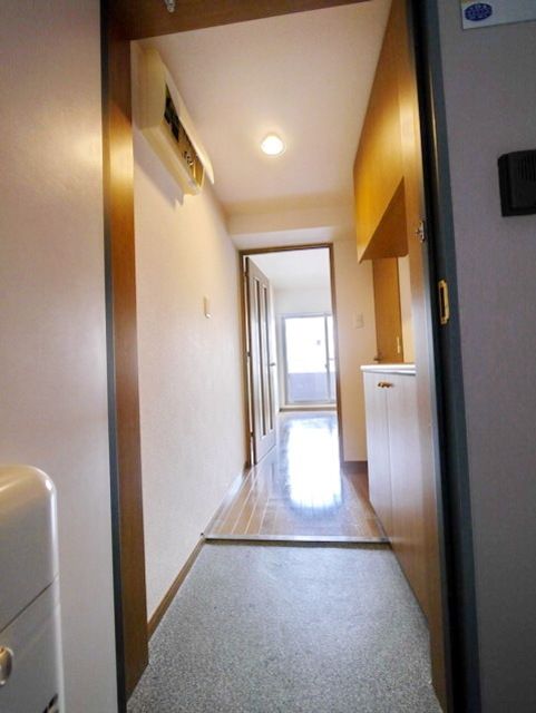 ブルーライン センター南駅 徒歩4分 7階建 築26年の玄関写真