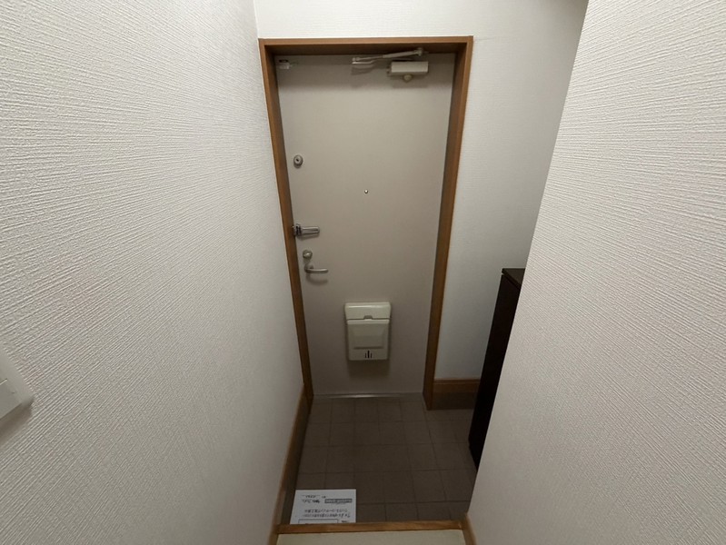 エコハイツ東加古川の玄関写真