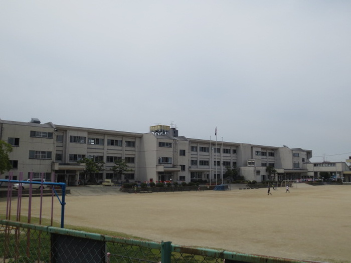 小学校　五条川小学校（小学校）まで125m