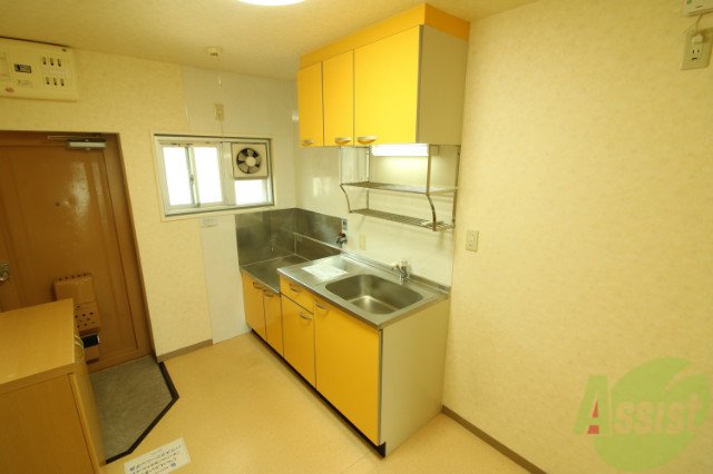 キッチン　大きいキッチン