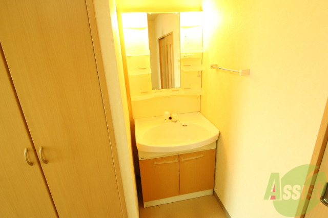 洗面設備　綺麗な洗面台