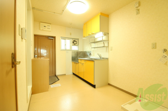 居室・リビング　広々としたリビング