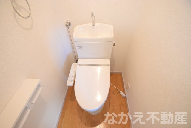 【徳島市八万町のマンションのトイレ】