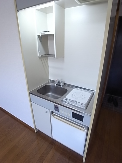 キッチン　ＩＨシステムキッチン。