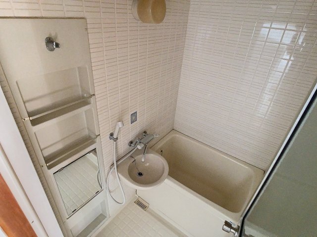 バス・シャワールーム　2024年11月撮影