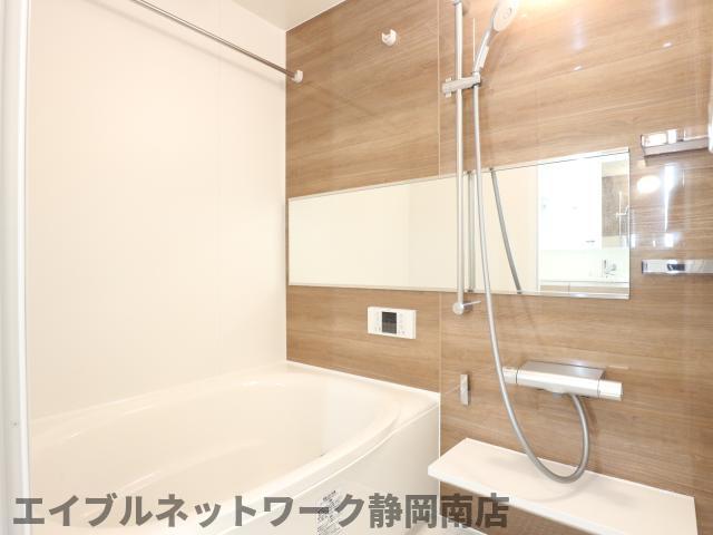バス・シャワールーム　きれいなお風呂です