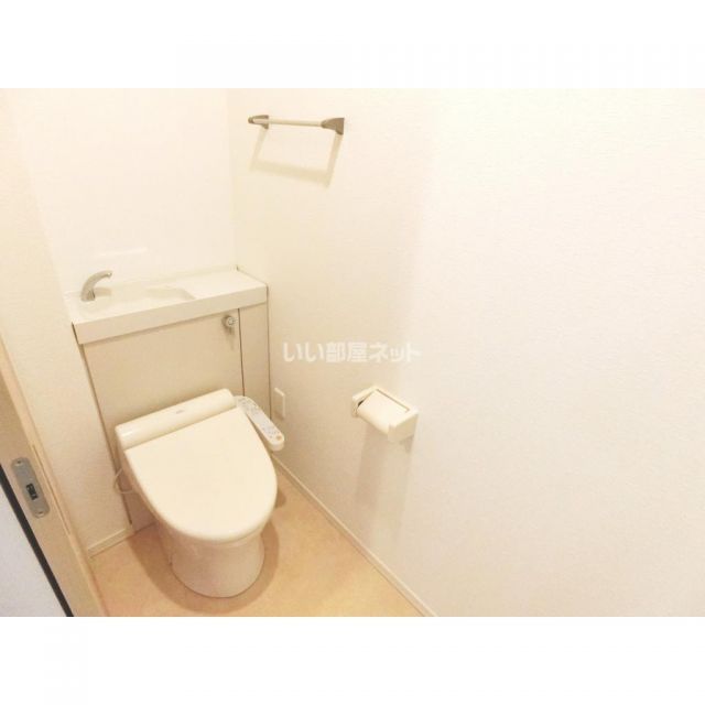 【福島市松川町のアパートのトイレ】