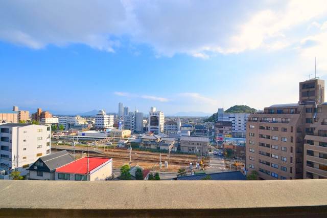 【広島市佐伯区五日市駅前のマンションの眺望】