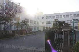 【エルグランデ奥村の小学校】