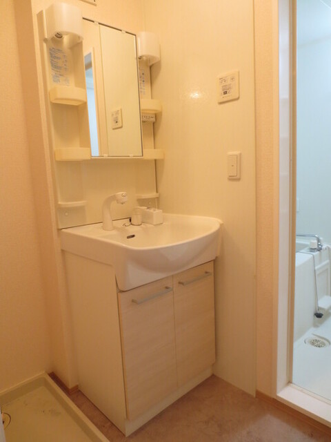 洗面設備　２０２　洗髪洗面化粧台