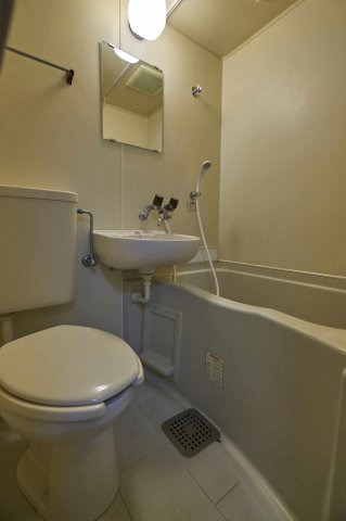 バス・シャワールーム　バス・トイレ