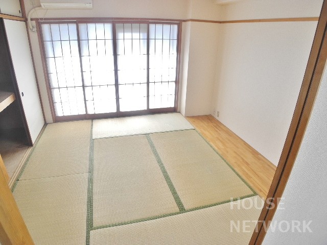 居室・リビング　1Kでは物足りない方、収納も大きめの1LDKはいかがでしょう