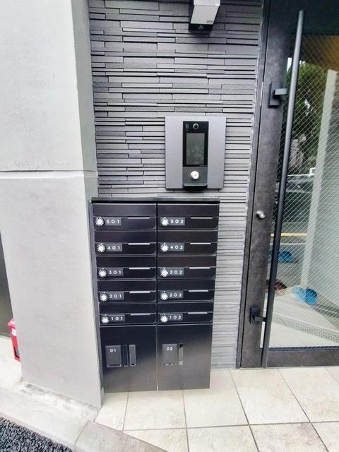 エントランス　エントランス　集合ポスト・宅配ボックス