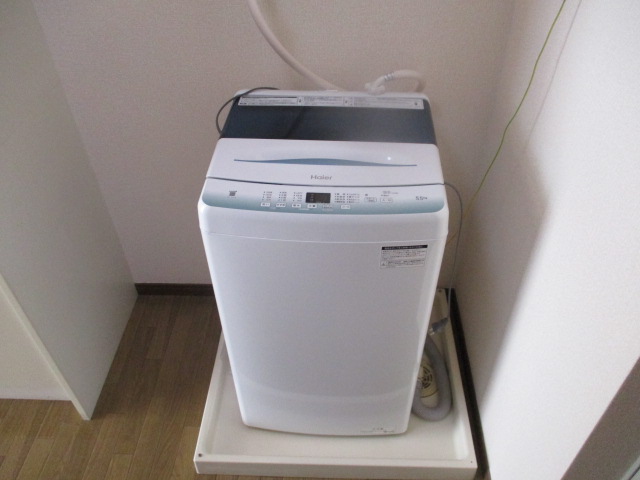 その他　洗濯機付き。洗濯機置き場、防水パン付きで安心。