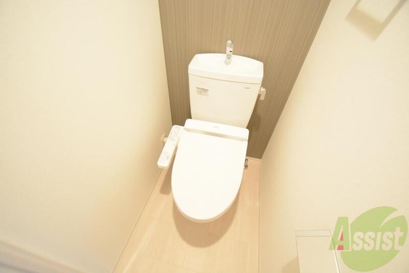 トイレ　ウォシュレット付きです