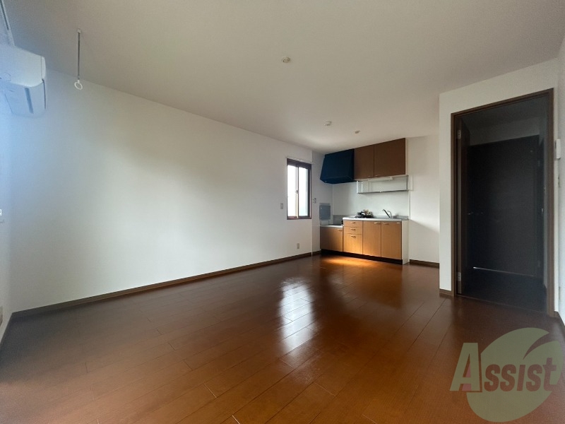 居室・リビング　ＬＤＫ１１帖のお部屋です。レイアウトのしやすいお部屋です。