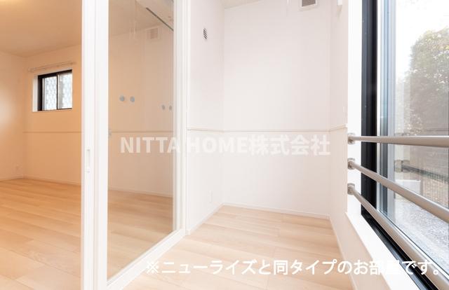 バルコニー　【イメージ写真】２．1帖のサンルーム◆