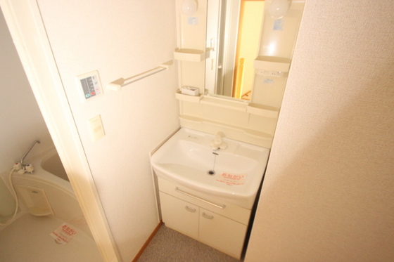 洗面設備　※別部屋の写真です