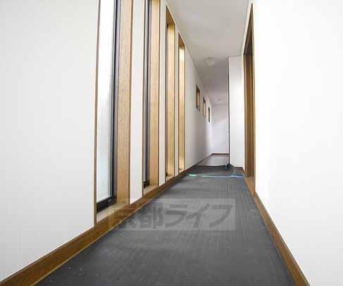 その他部屋・スペース　高級感漂う廊下です・