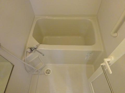 アンソレイユ茨木中津町　バス・シャワールーム　バス