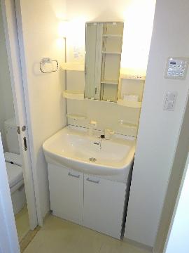 アンソレイユ茨木中津町　洗面設備　洗髪洗面化粧台