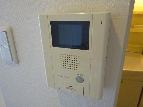 アンソレイユ茨木中津町　セキュリティ　カメラ付インターホン