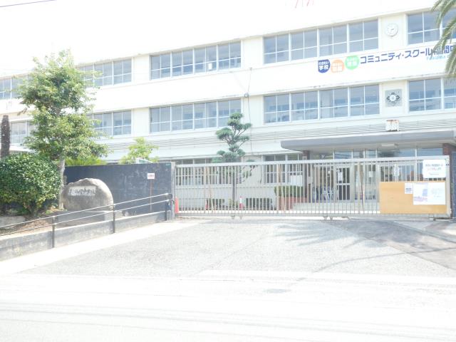 中学校　福間中学校（中学校）まで509m