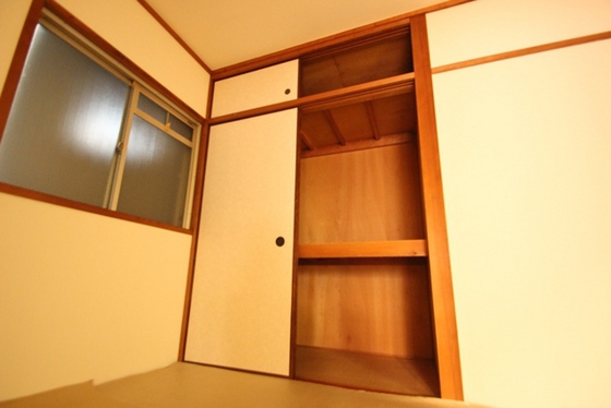 収納　※別部屋の写真です