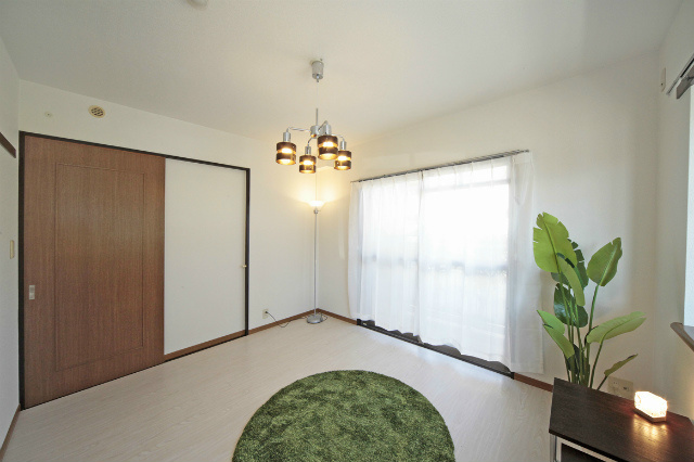 居室・リビング　別部屋参考写真