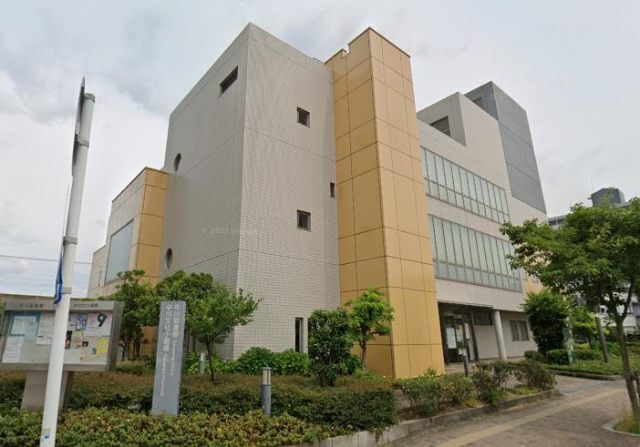 図書館　名古屋市中川図書館（図書館）まで2531m