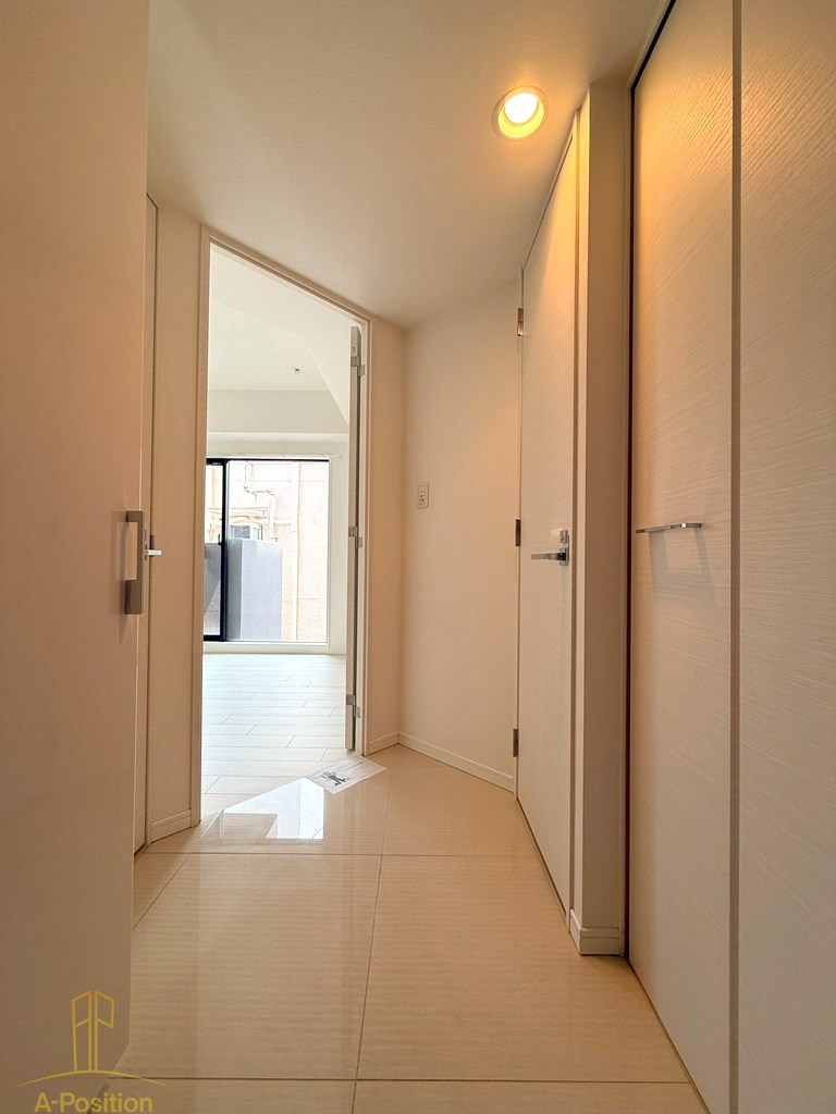 玄関　S-RESIDENCE難波Briller