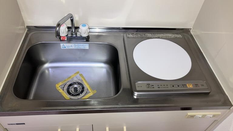 キッチン　別部屋反転間取りの参考写真です。