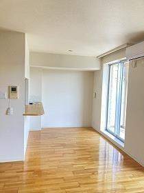 居室・リビング　フローリングです