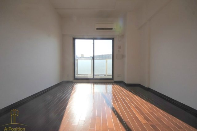 居室・リビング　CASA京橋