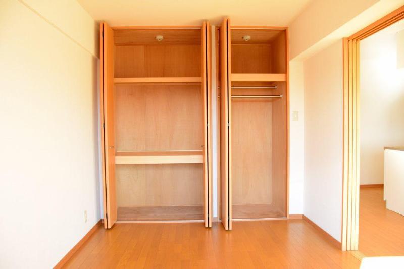 収納　クローゼット