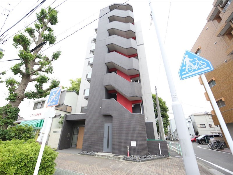 建物外観　外観　オートロック付　防犯カメラ有り　インターネット無料