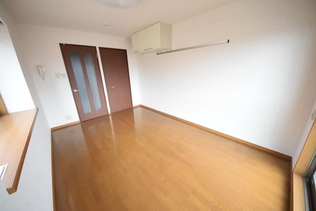 居室・リビング　別部屋参考写真