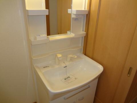 洗面設備　洗髪洗面化粧台