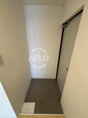 玄関　VEGA玉造　玄関