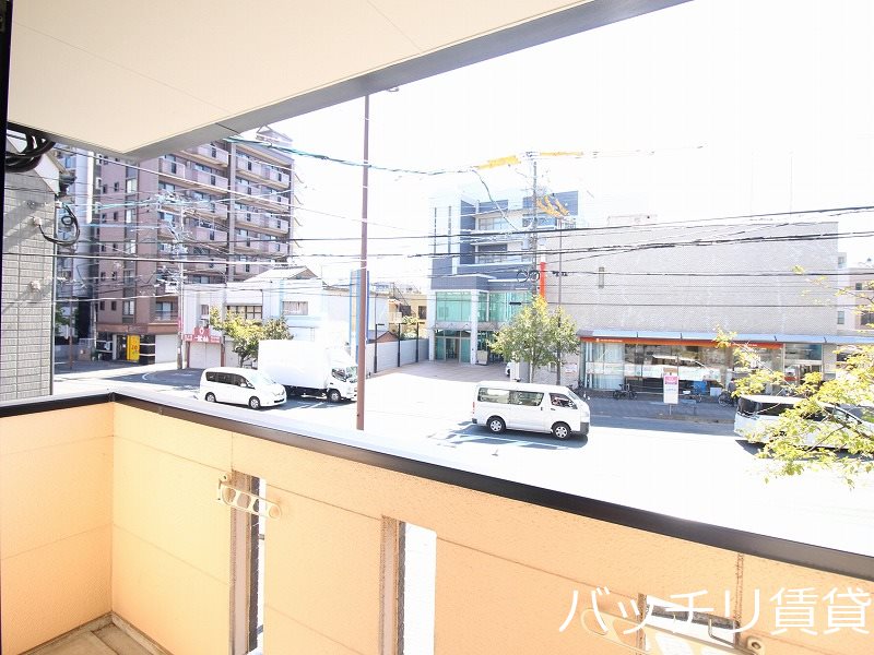 バルコニー　同型タイプの為、現状を優先いたします