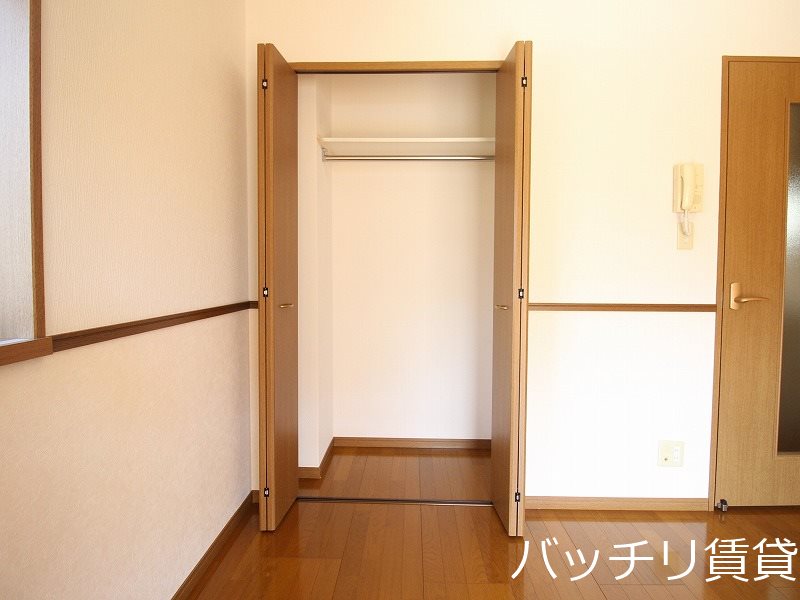 収納　同型タイプの為、現状を優先いたします