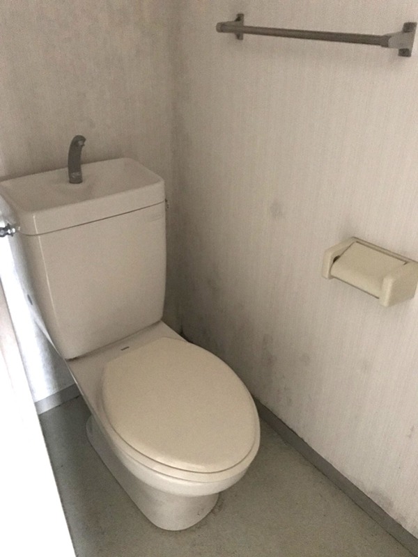 トイレ　別部屋参考