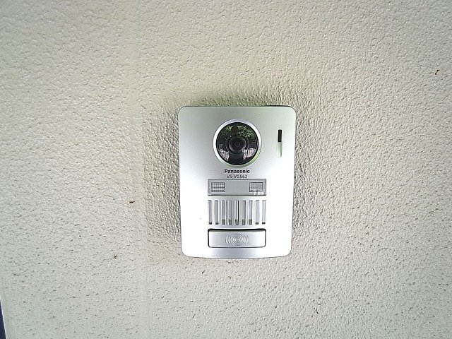 セキュリティ　モニターフォンを導入、顔が見えて安心