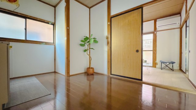 その他部屋・スペース　※ホームステージングの写真となります。 　反転タイプの間取り