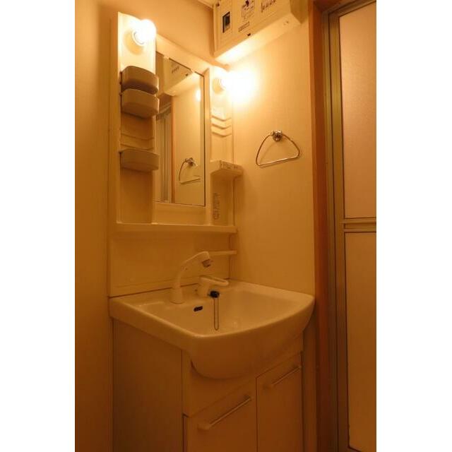 洗面設備　まんどーろ301　北区豊島１